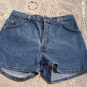 Vintage 1998 Levi 950 Relaxed Size 11 . Button fly . Excellent condition.